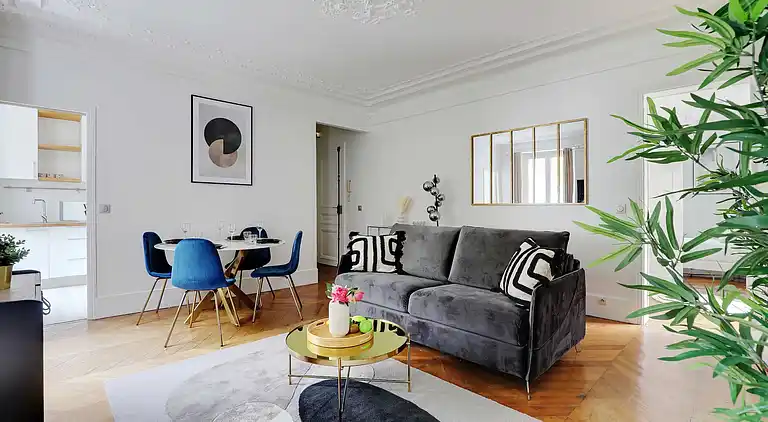 Apartment in Batignolles