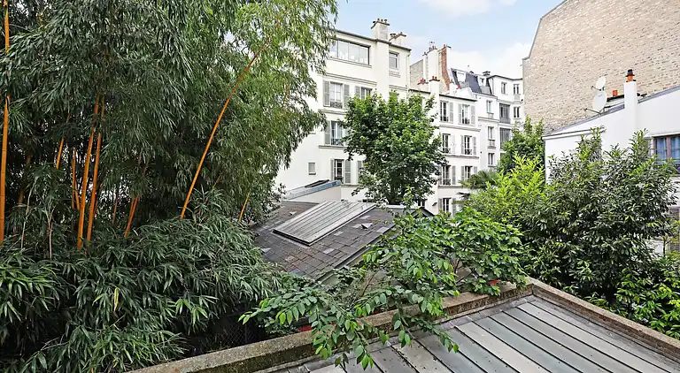 Apartment in Batignolles