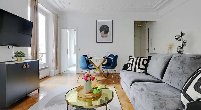 Apartment in Batignolles