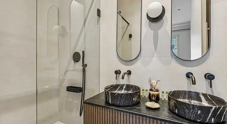 Apartment in Chaillot