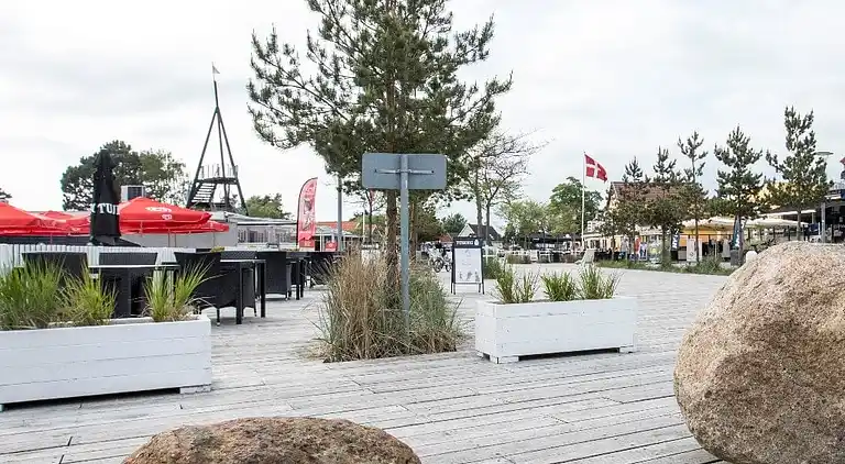 Charmerende bjælkehus tæt på vandet