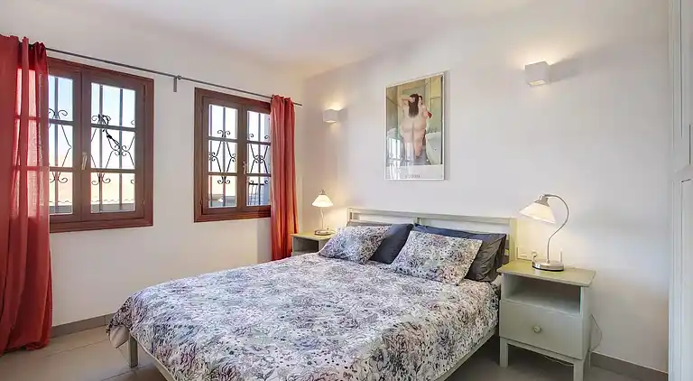 Tenerife South Apartment" with Sea View, Pool & Wi-Fi