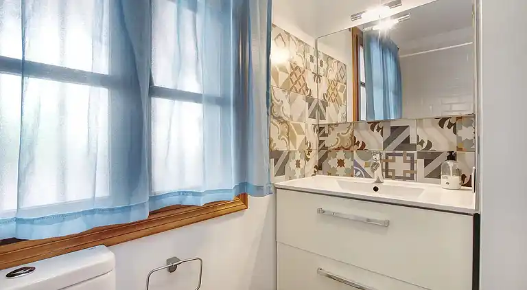 Tenerife South Apartment" with Sea View, Pool & Wi-Fi