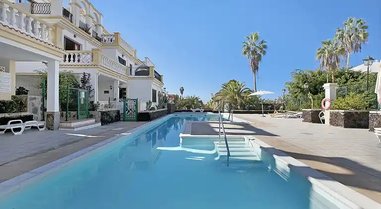 Tenerife South Apartment" with Sea View, Pool & Wi-Fi