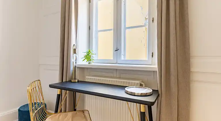 Tivoli 2 - Spacious 3 Bedroom near Tivoli