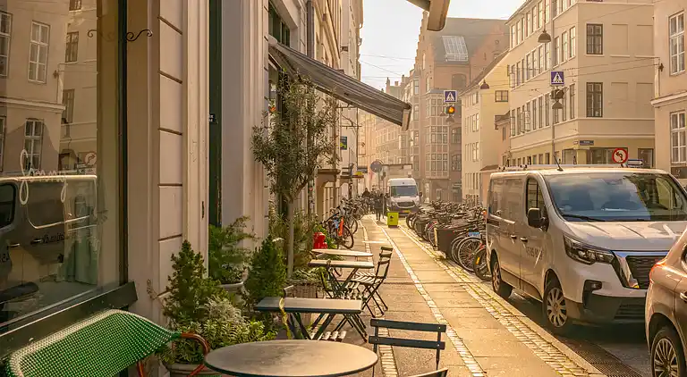 Tivoli 2 - Spacious 3 Bedroom near Tivoli