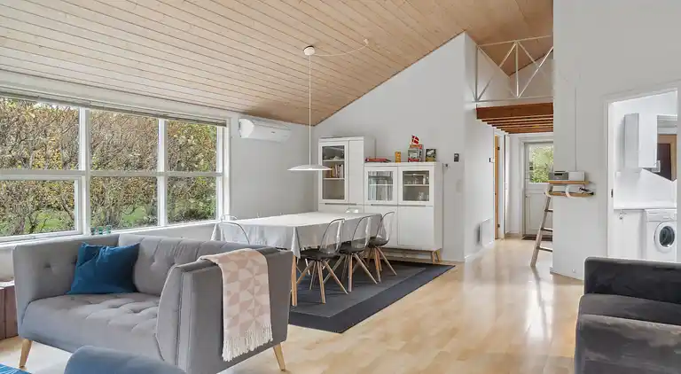 Dejligt sommerhus i Pøt Strandby