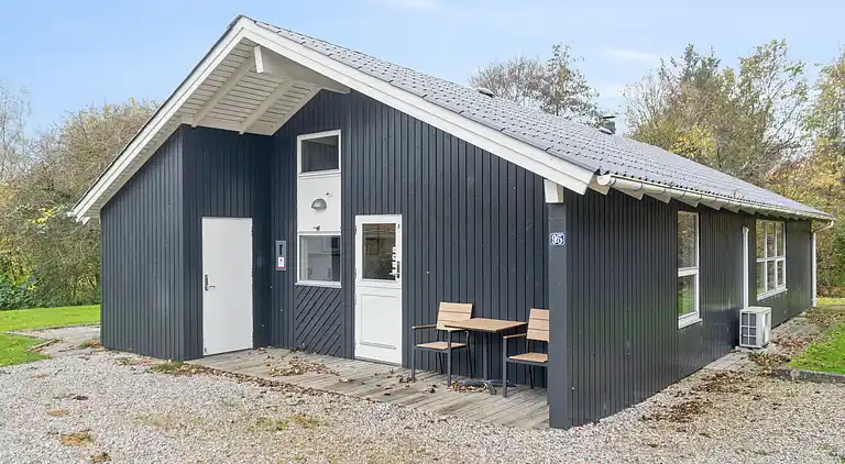 Dejligt sommerhus i Pøt Strandby