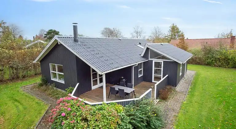Dejligt sommerhus i Pøt Strandby