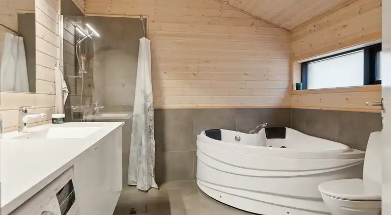 Schönes Ferienhaus mit Meerblick