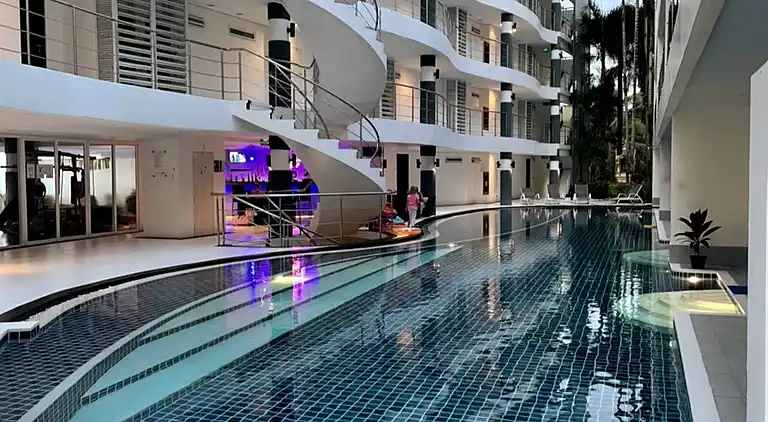 A26 – 2-Zimmer-Apartment mit Service, atemberaubender