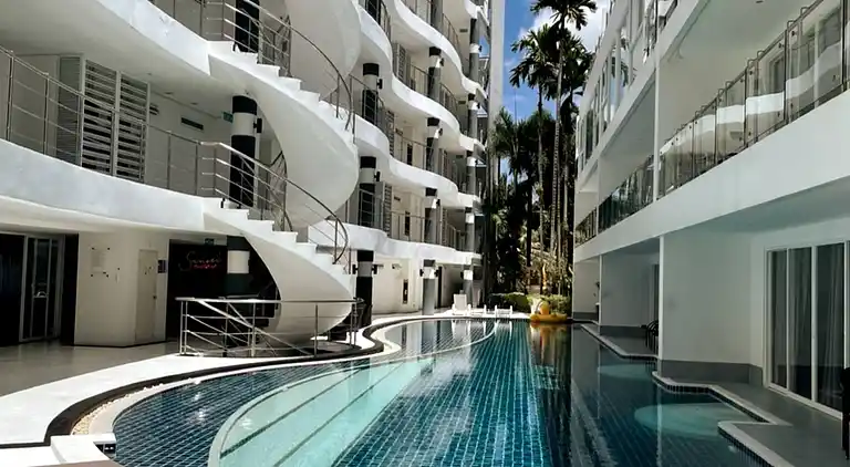 A26 – 2-Zimmer-Apartment mit Service, atemberaubender