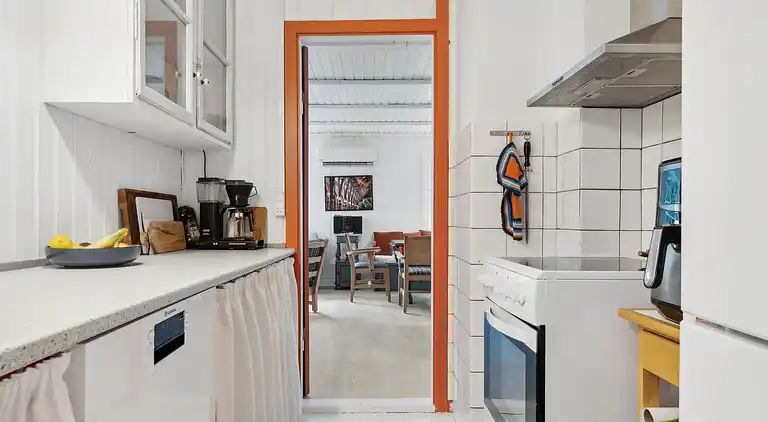 Hyggeligt sommerhus nær strand og natur