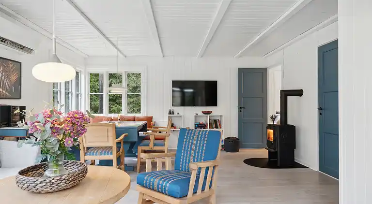 Hyggeligt sommerhus nær strand og natur