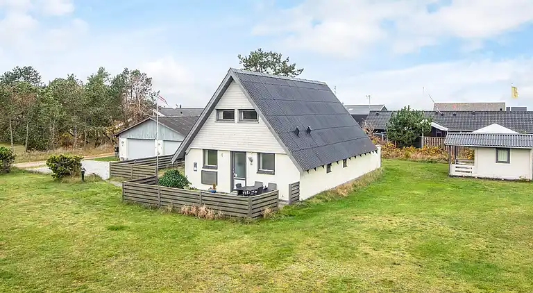 Holiday home in Fjellerup Strand