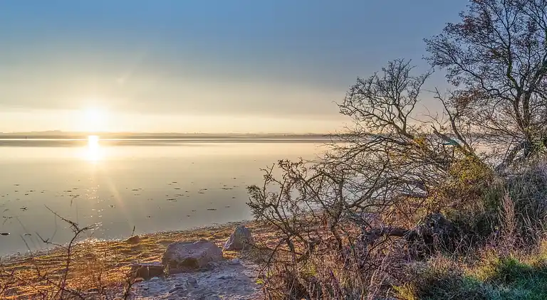 Gemütliches kleines Nebengebäude mit Meerblick