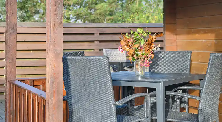 Afslappende feriehus nær vand og Jesperhus