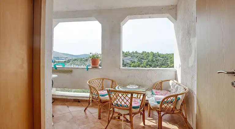 Two bedroom apartment near beach Grebaštica, Šibenik