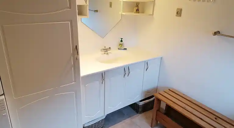 Hyggeligt sommerhus tæt på strand og skov