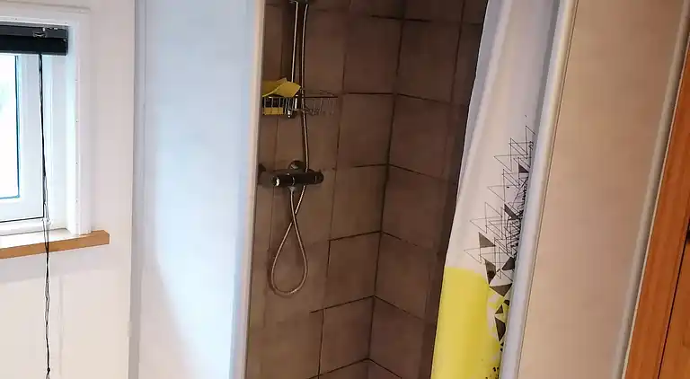 Hyggeligt sommerhus tæt på strand og skov