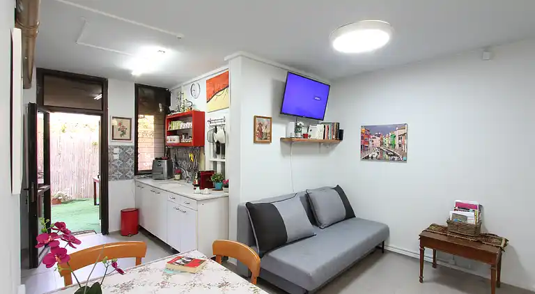 Like Home Gedera - Private Suite 5 Bett - Kurzzeitunterkunft