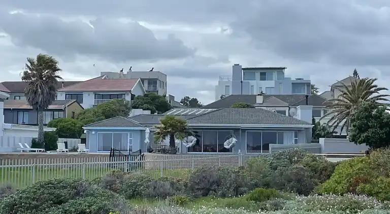 Geräumige Villa am Strand