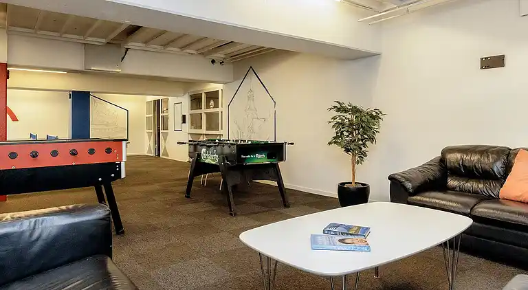 2 room w/seaview,ground/1 st floor