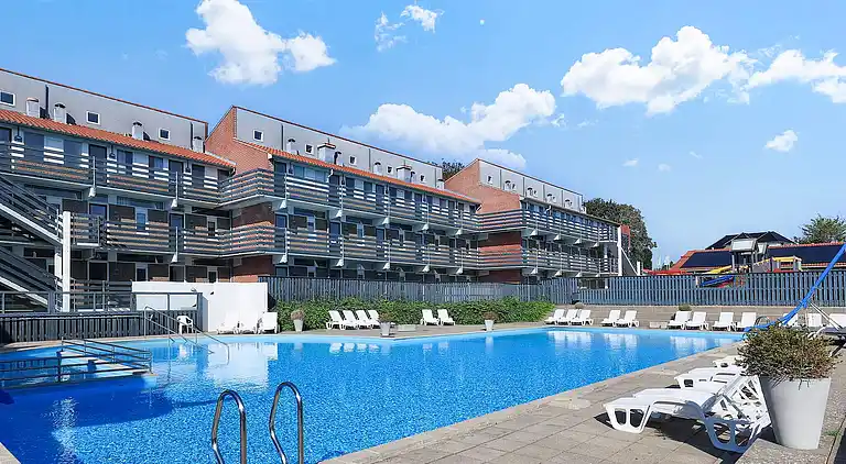 2½ room w/seaview, 1 st floor