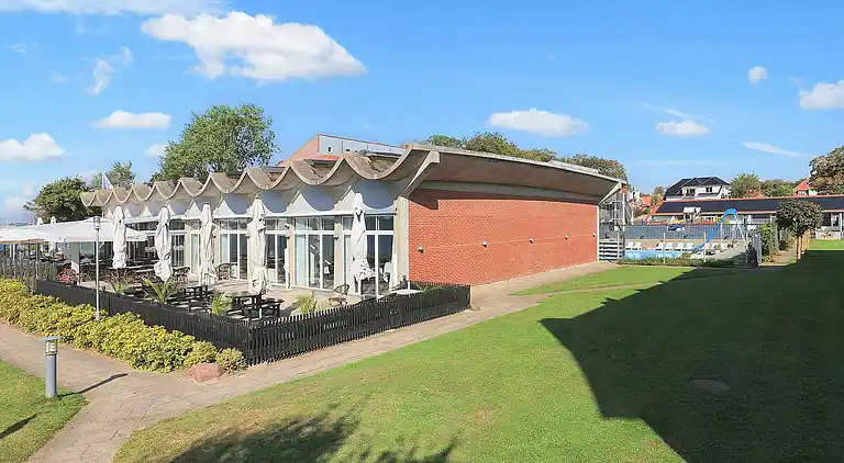 2½ room w/seaview, 1 st floor