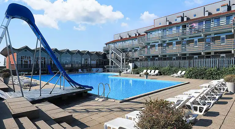 2½ room w/seaview, 1 st floor