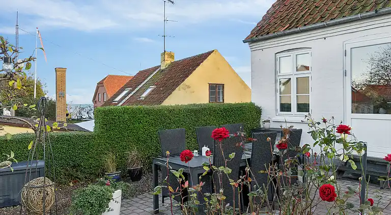 Ferienwohnung am Hafen mit Terrasse und Schuppen