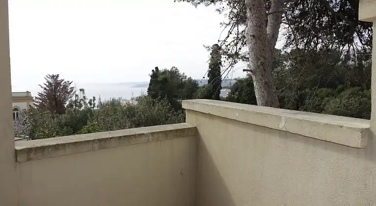 Apartment in old building