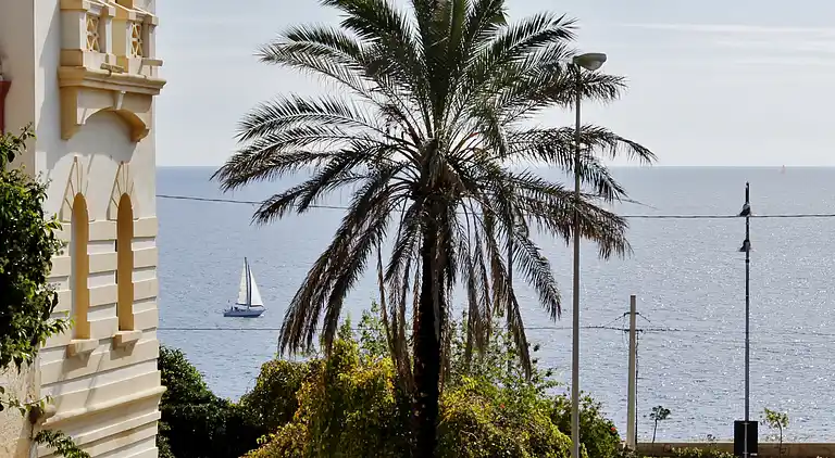 Apartment in old building