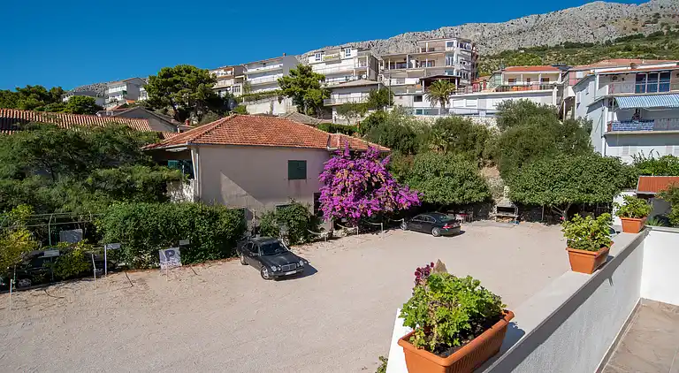 3-Zimmer-Ferienwohnung am Strand Sumpetar, Omis (A-2808-c)