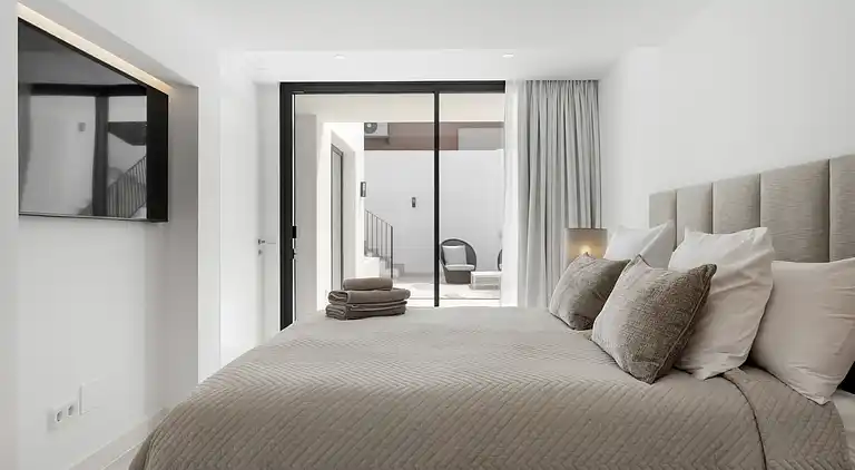 Beautiful Beach side Villa Marbella