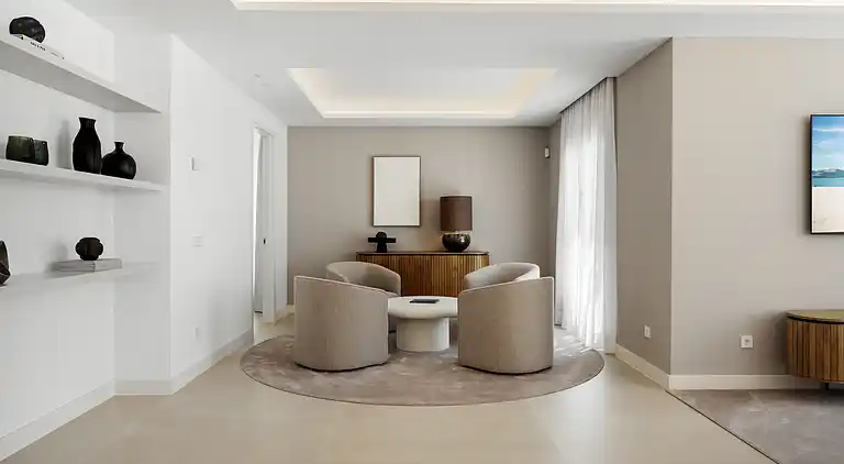 Beautiful Beach side Villa Marbella