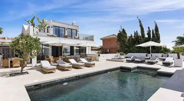 Beautiful Beach side Villa Marbella