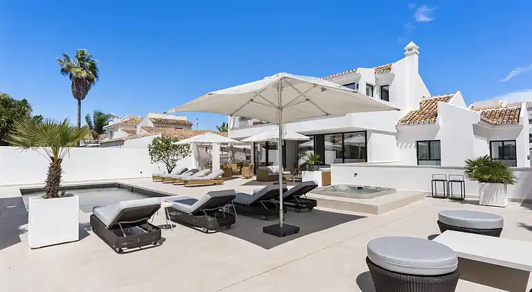 Beautiful Beach side Villa Marbella