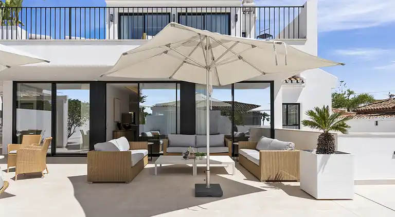 Beautiful Beach side Villa Marbella