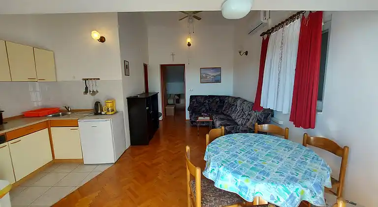 Ferielejlighed i Jadranovo