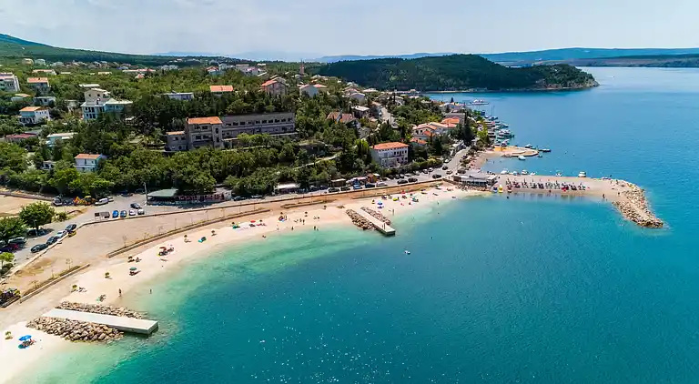 Ferielejlighed i Jadranovo