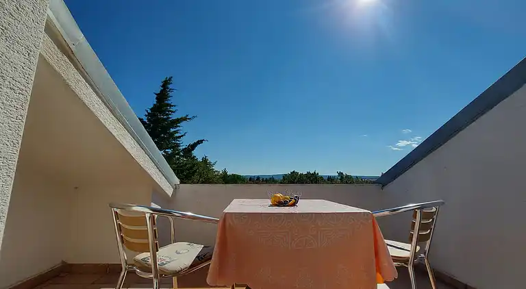 Ferielejlighed i Jadranovo