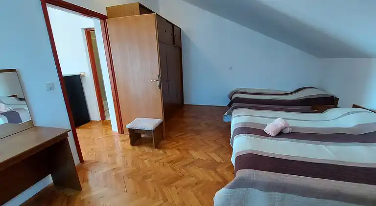 Ferielejlighed i Jadranovo