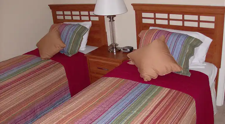 Executive-Poolhaus mit 5 Schlafzimmern – Spielzimmer