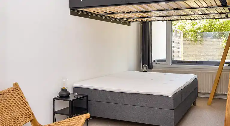 3 room,ground floor or 1.,Premium