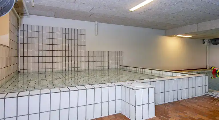 2 room,ground floor,Premium