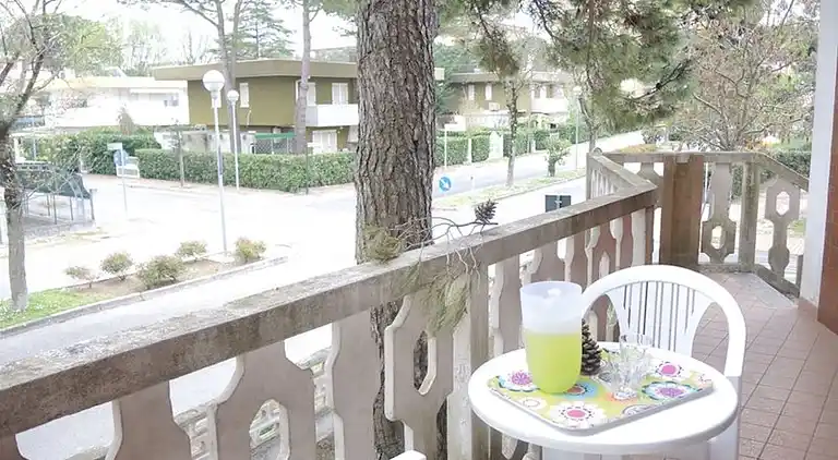 Bright flat close to Bibione promenade