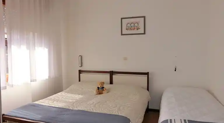 Bright flat close to Bibione promenade