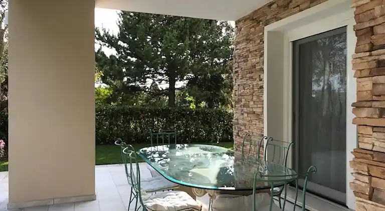 Wunderschöne moderne Villa in Albarella bei Beahost