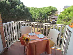 Bright sea front apartment with balcony